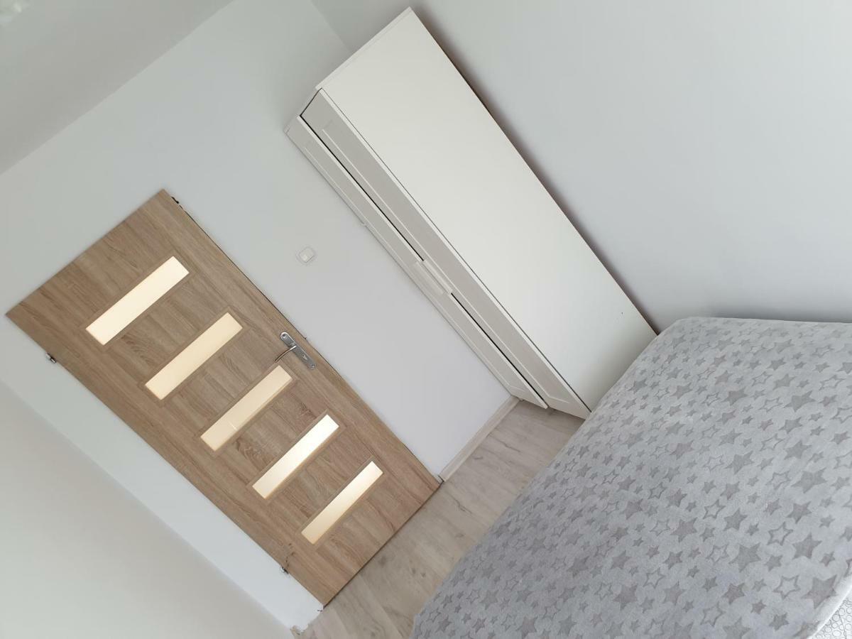 Appartement Sweet Honey Mieszkanie W Plocku Extérieur photo